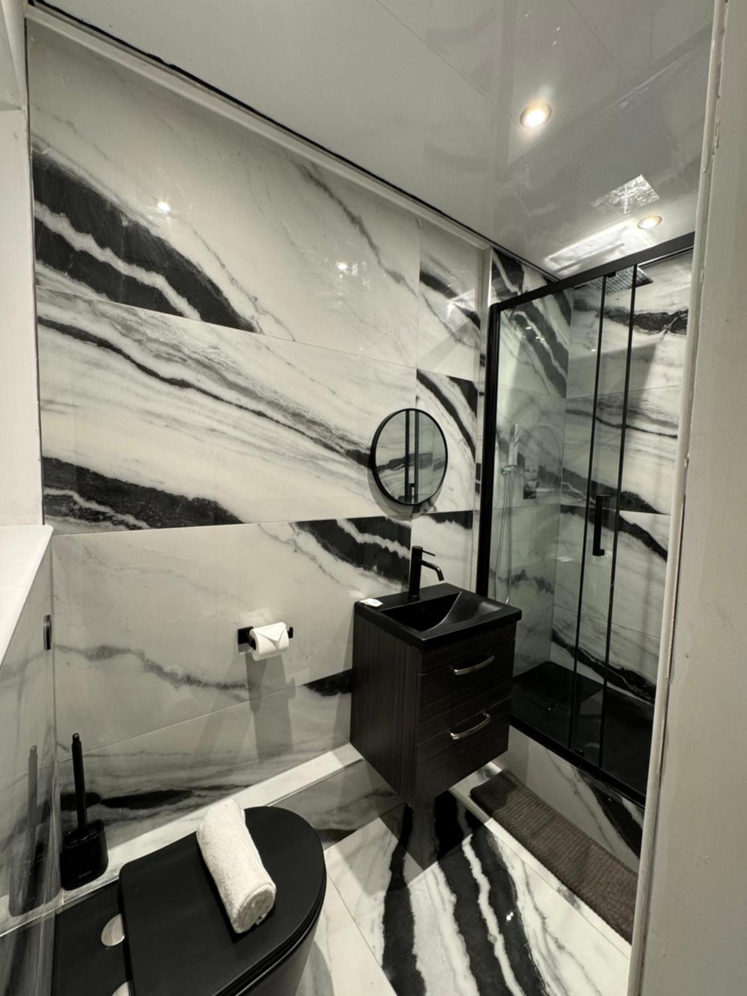 Luxury 1Bed Retreat Edinburghアパートメント エクステリア 写真