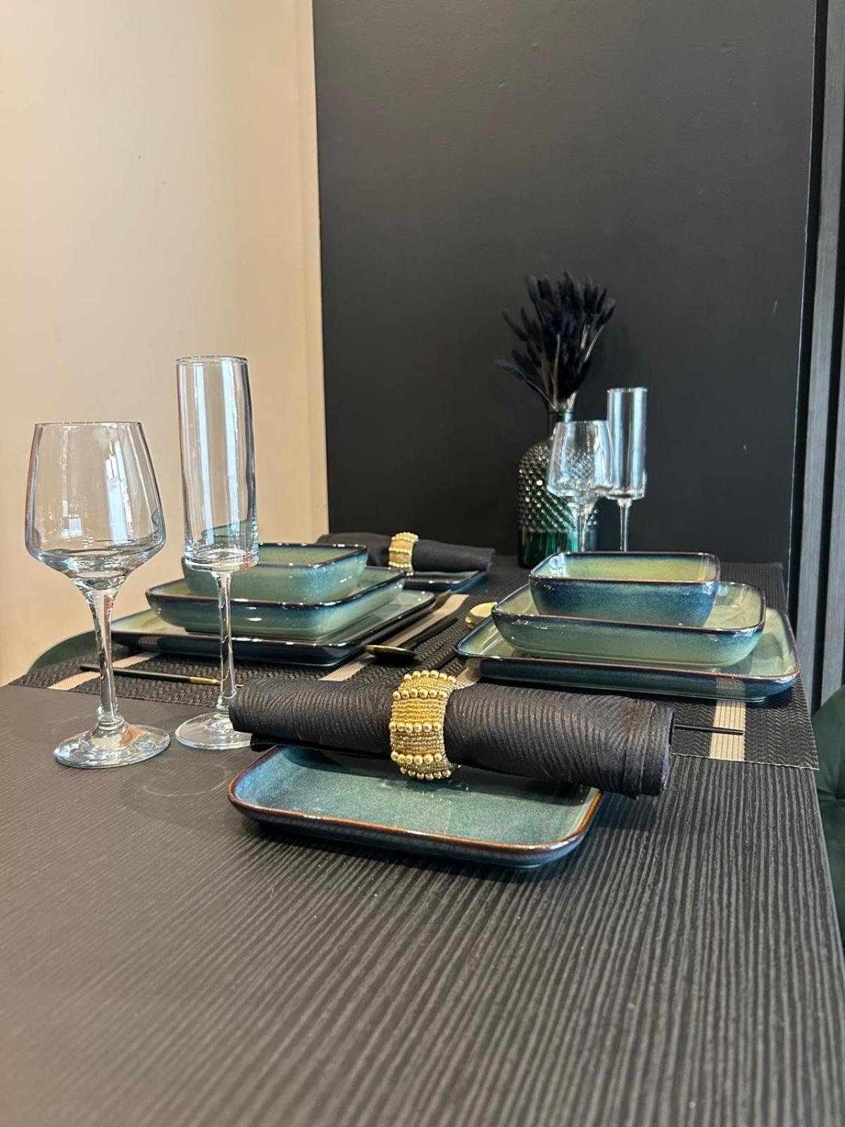 Luxury 1Bed Retreat Edinburghアパートメント エクステリア 写真