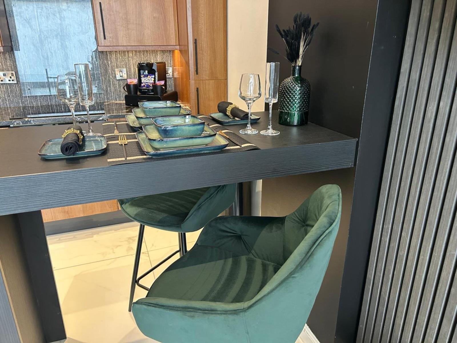 Luxury 1Bed Retreat Edinburghアパートメント エクステリア 写真